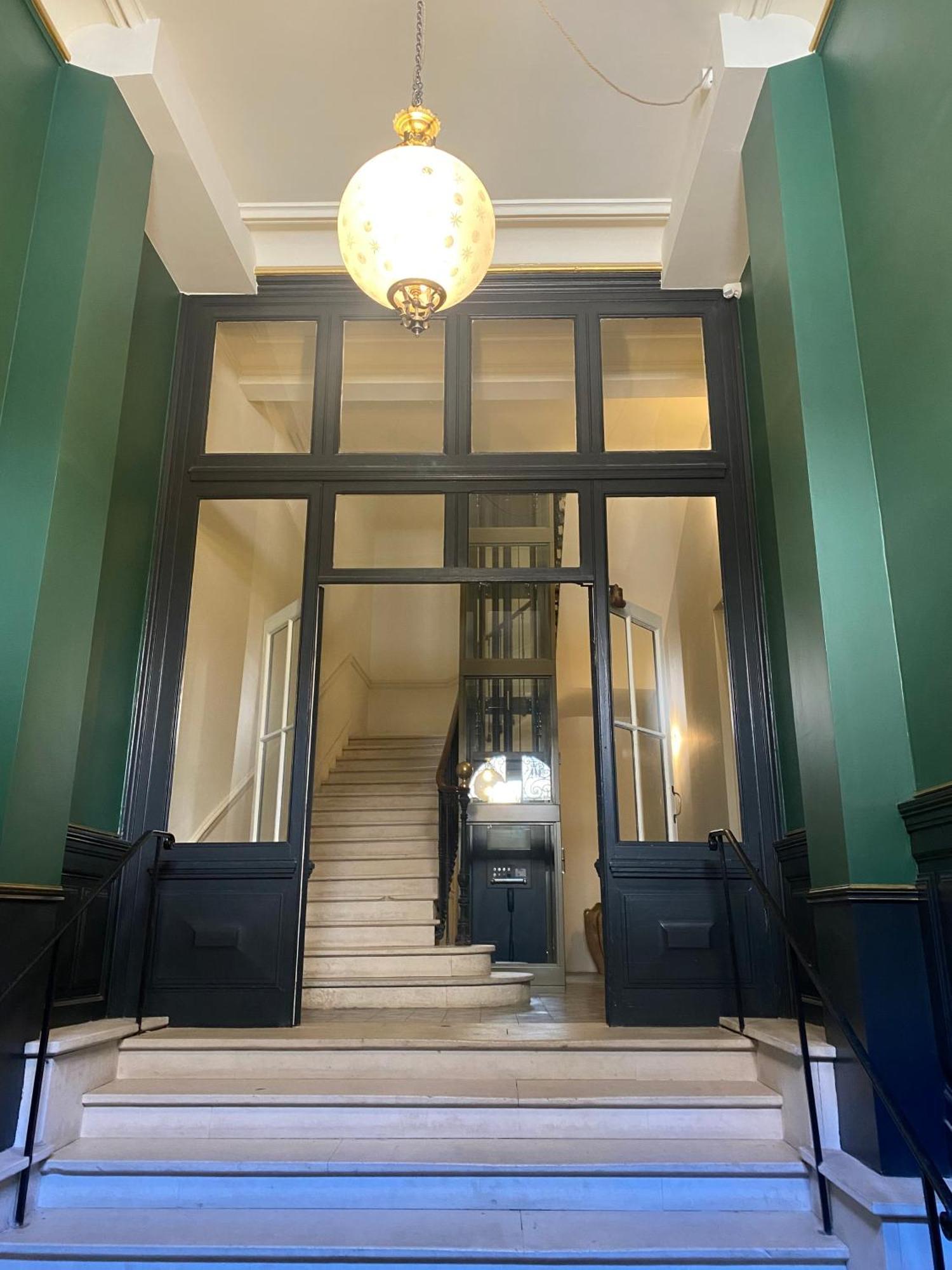 Le Saint Apolline - Sete, Appartement Haussmanien Extérieur photo